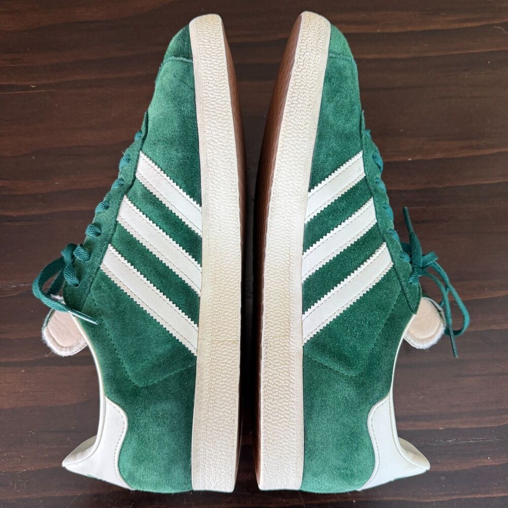 Size 10.5 - Adidas Gazelle GY7338 Sneaker Men's Dark Green Suede Lifestyle Shoes - Picture 4 of 13